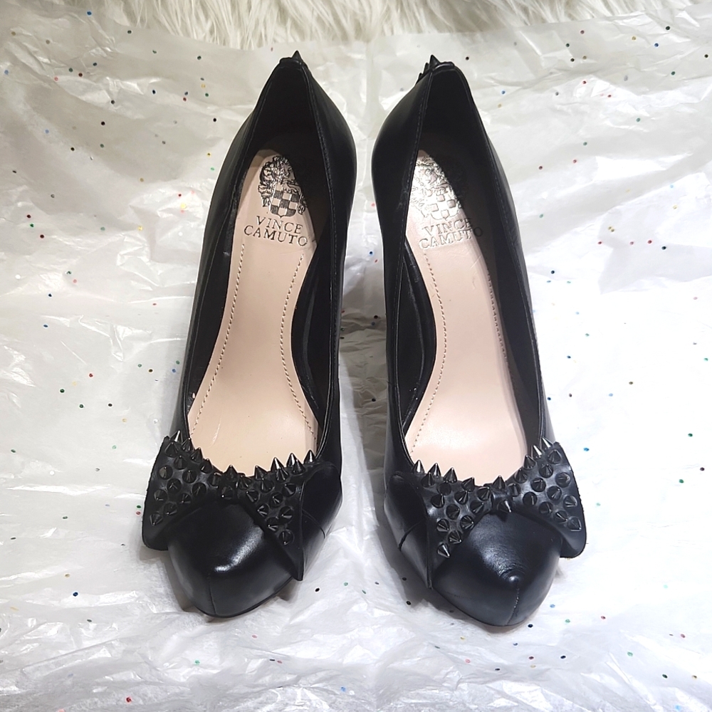 [US8] VINCE CAMUTO Jamma Spiked Platform Heels, size 8, black